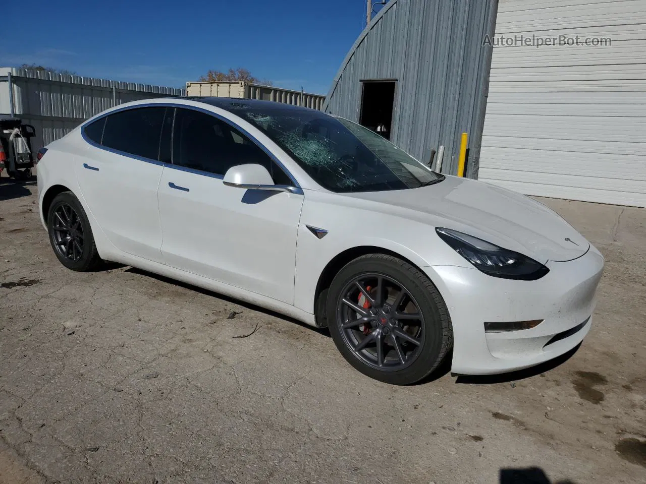 2020 Tesla Model 3  White vin: 5YJ3E1EB5LF665240