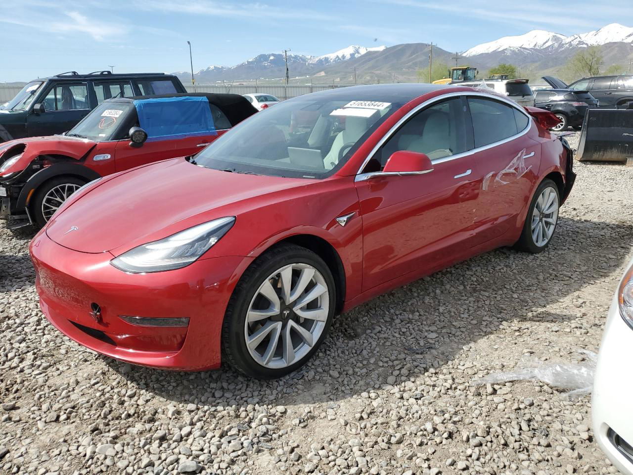2020 Tesla Model 3  Красный vin: 5YJ3E1EB5LF669014