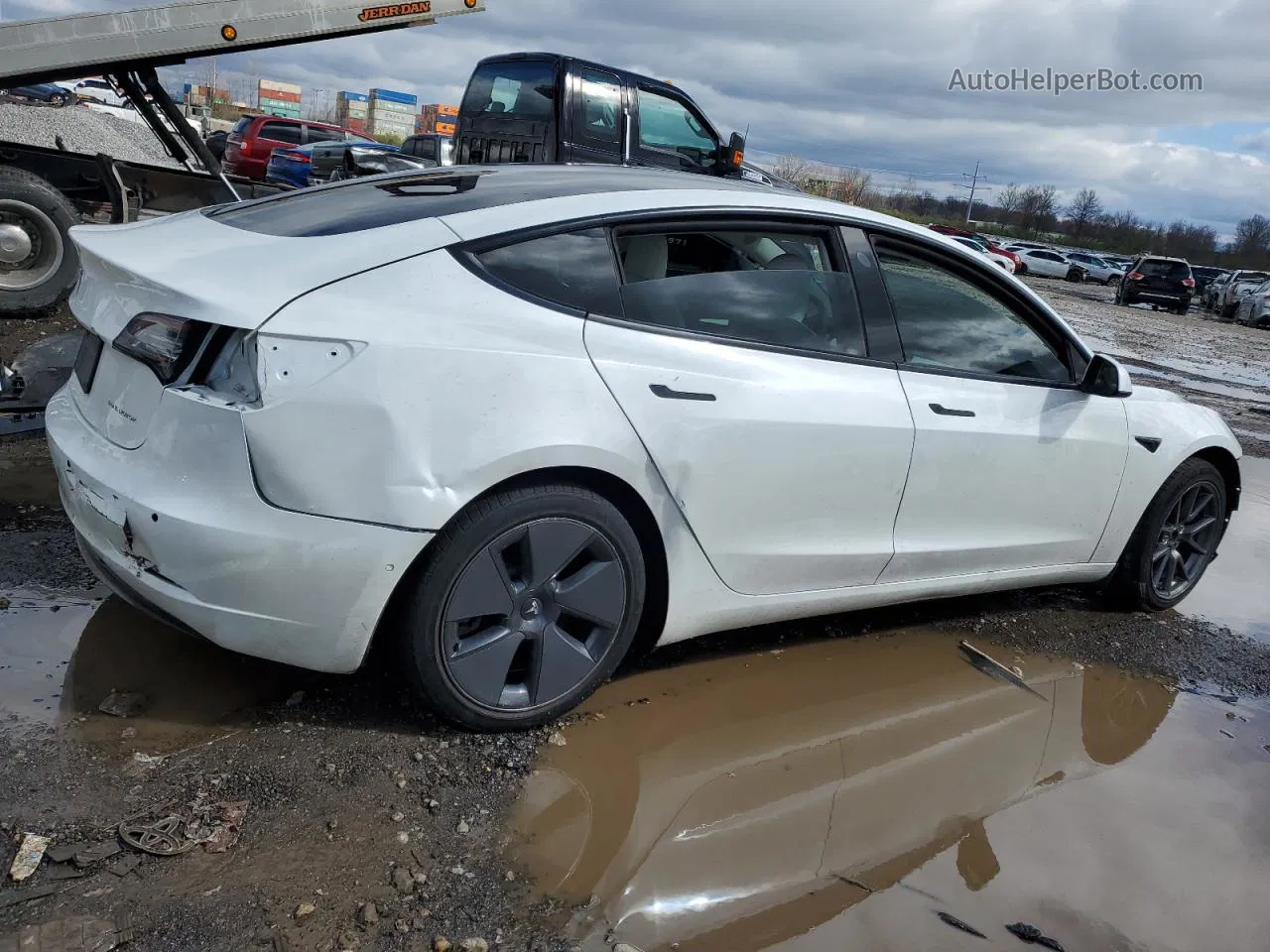 2021 Tesla Model 3  White vin: 5YJ3E1EB5MF960551