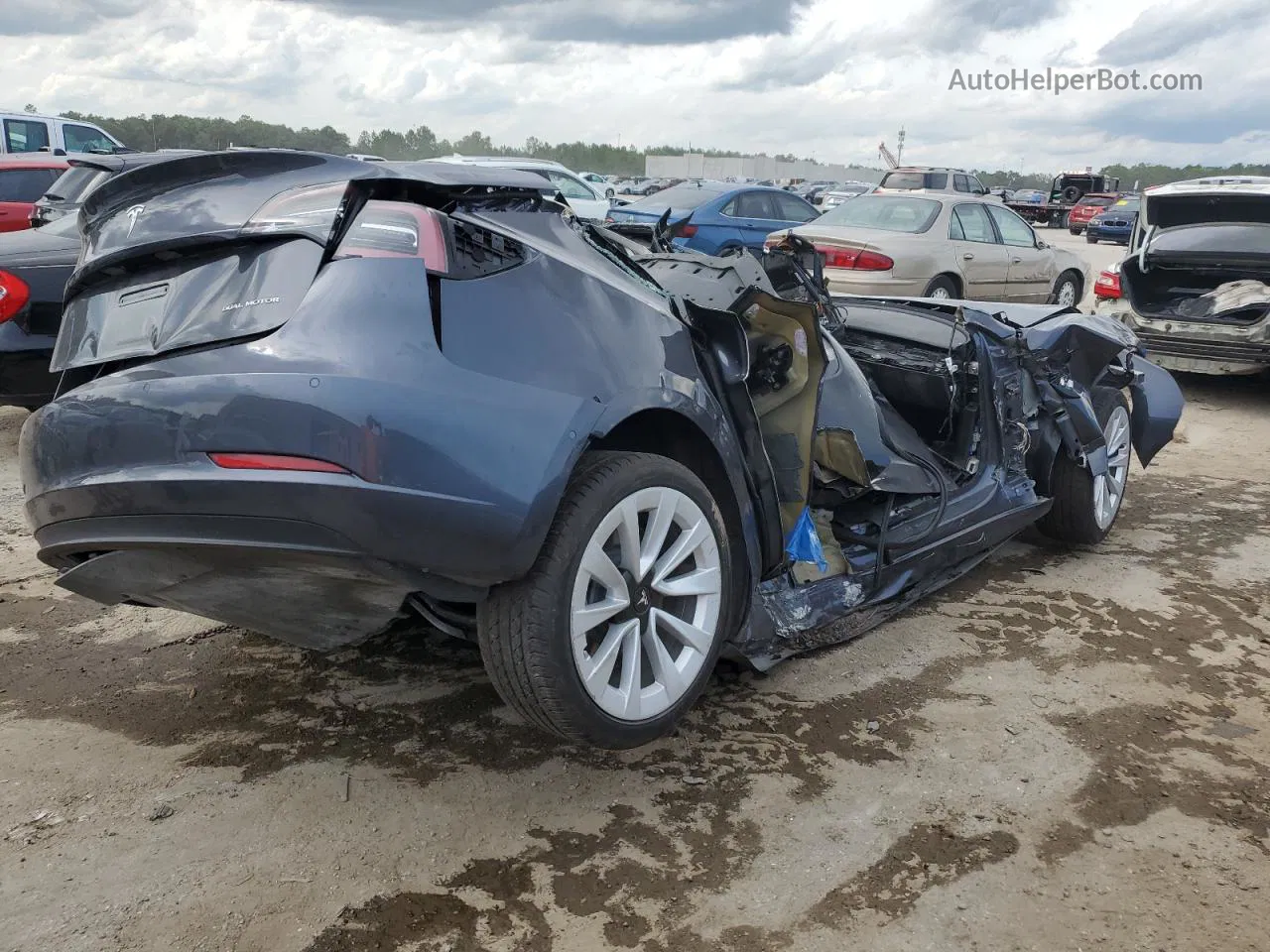 2022 Tesla Model 3  Gray vin: 5YJ3E1EB5NF192538