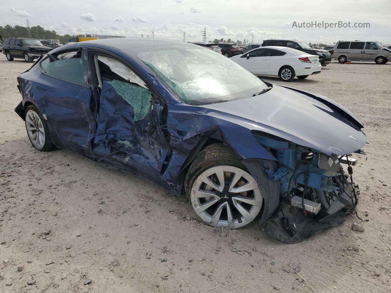 2022 Tesla Model 3  Blue vin: 5YJ3E1EB5NF264936