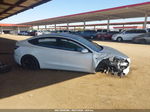 2018 Tesla Model 3 Long Range/performance White vin: 5YJ3E1EB6JF098064