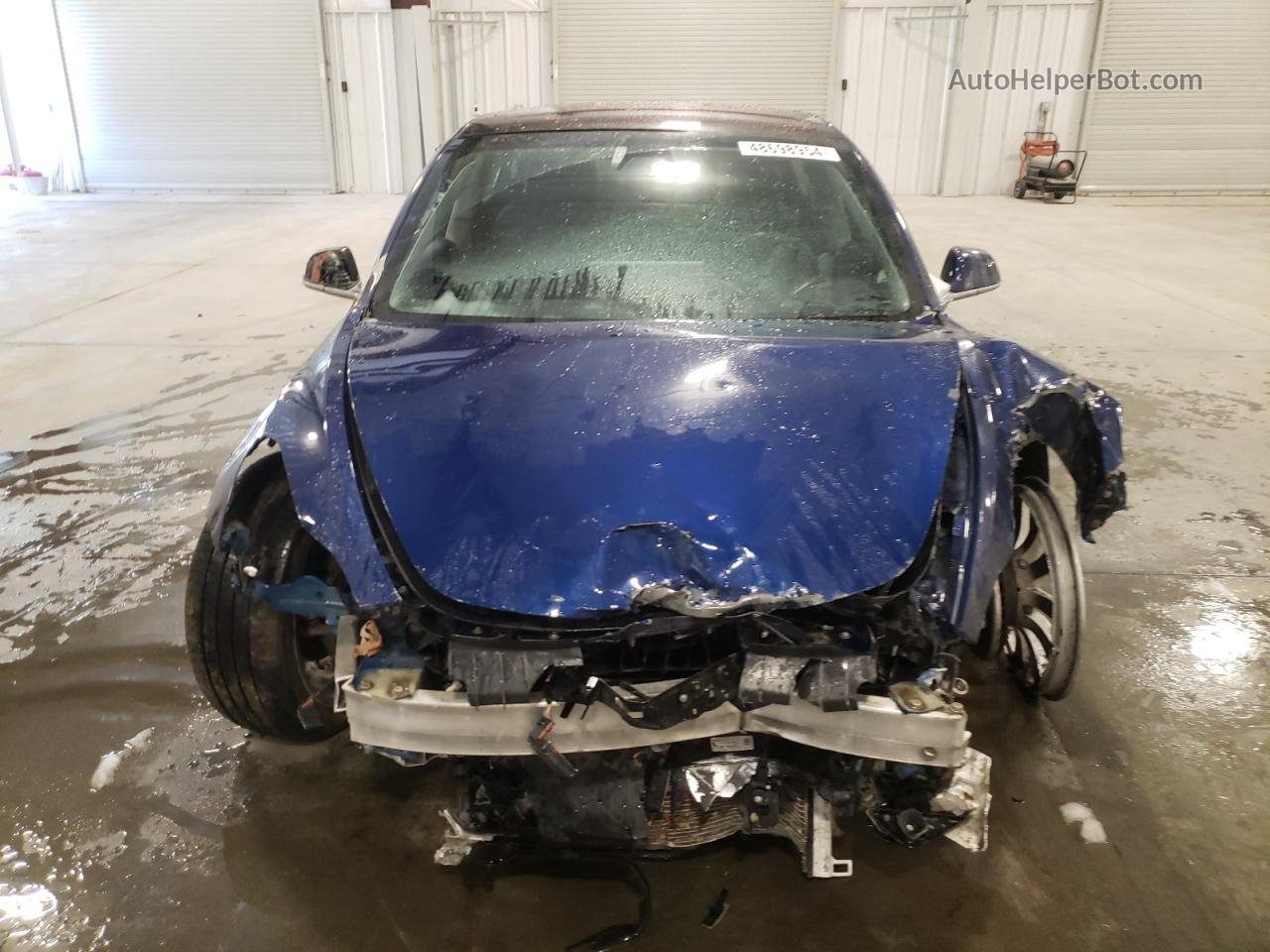 2018 Tesla Model 3  Синий vin: 5YJ3E1EB6JF121813