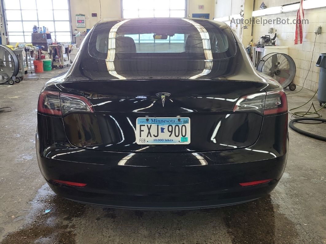 2018 Tesla Model 3   Белый vin: 5YJ3E1EB6JF183616