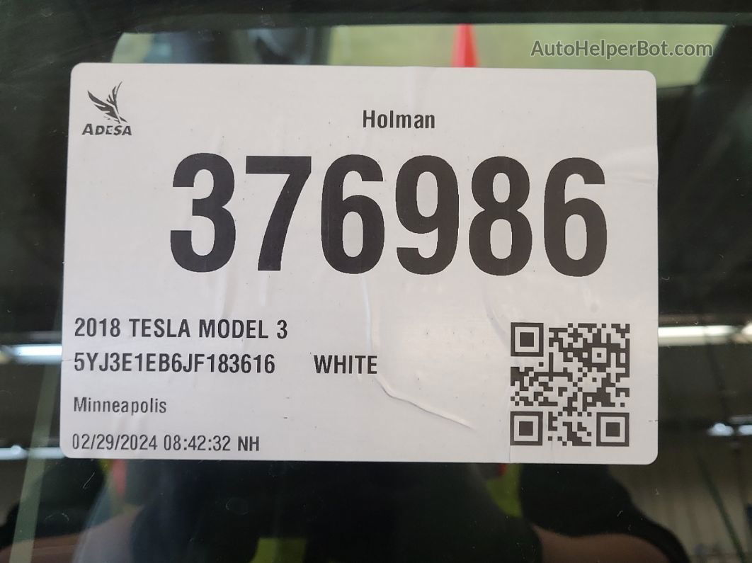 2018 Tesla Model 3   White vin: 5YJ3E1EB6JF183616