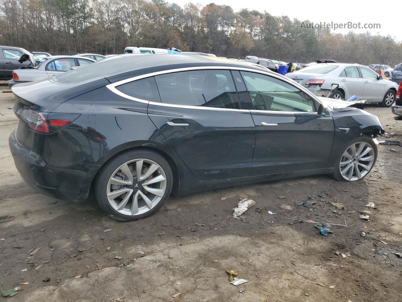 2018 Tesla Model 3  Черный vin: 5YJ3E1EB6JF184653