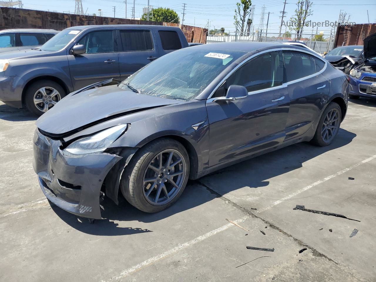 2018 Tesla Model 3  Серый vin: 5YJ3E1EB6JF185608