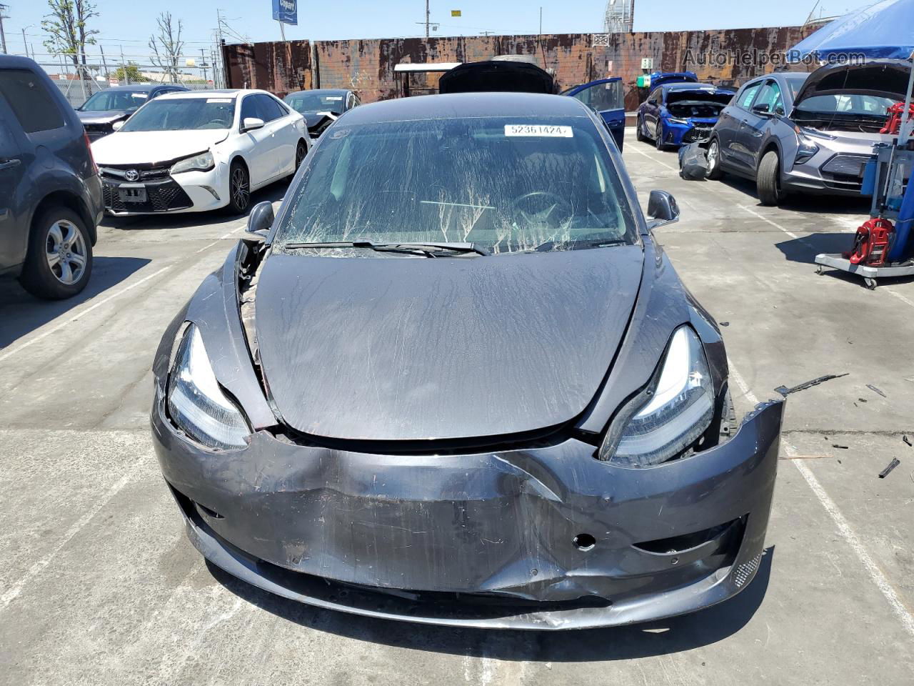 2018 Tesla Model 3  Серый vin: 5YJ3E1EB6JF185608