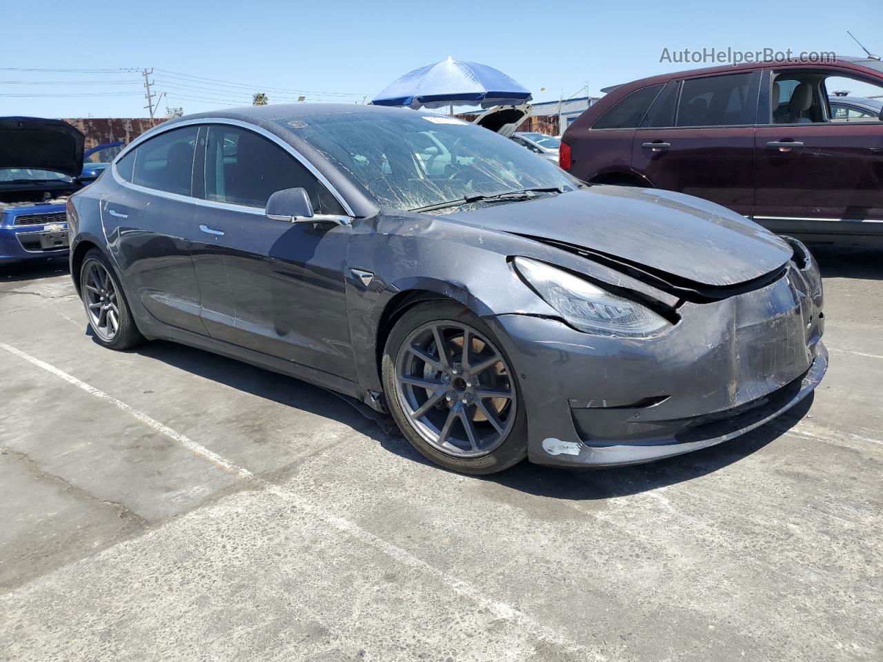 2018 Tesla Model 3  Серый vin: 5YJ3E1EB6JF185608