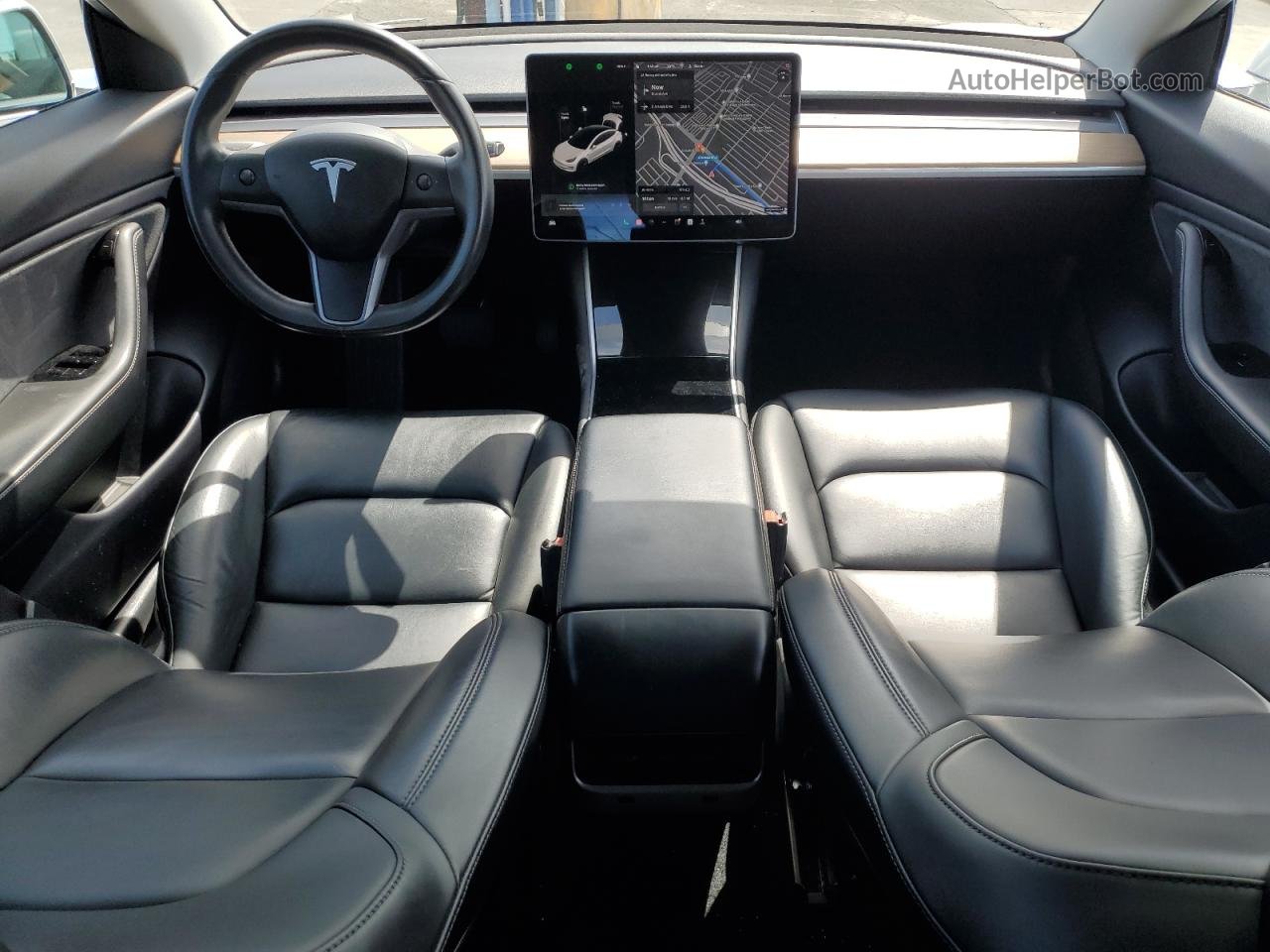 2019 Tesla Model 3  Белый vin: 5YJ3E1EB6KF388242