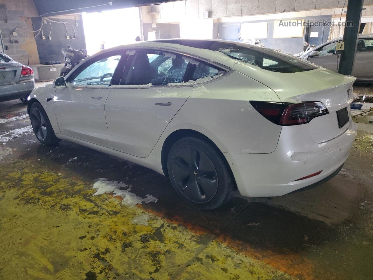 2020 Tesla Model 3  White vin: 5YJ3E1EB6LF636801