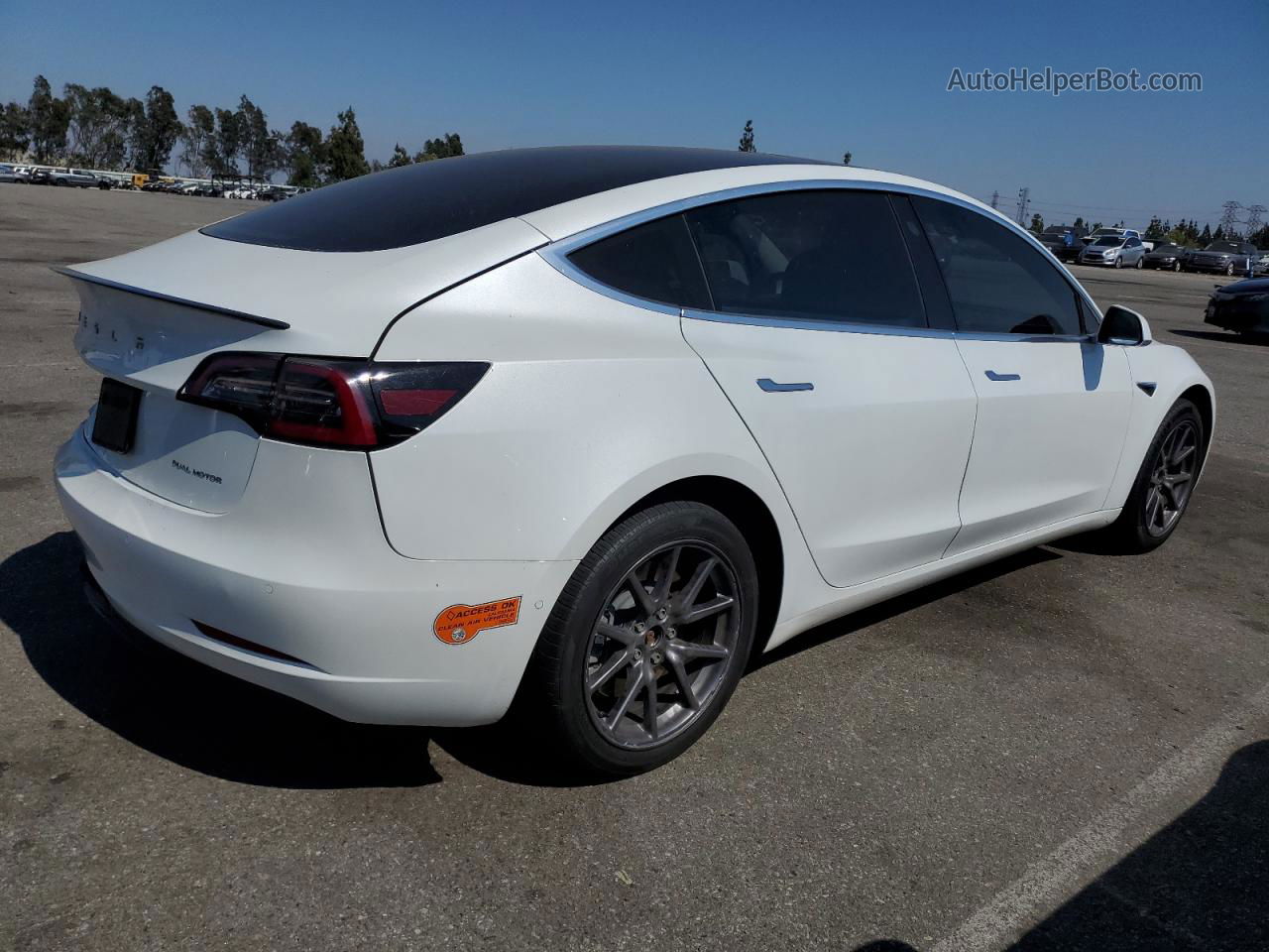 2020 Tesla Model 3  White vin: 5YJ3E1EB6LF787217