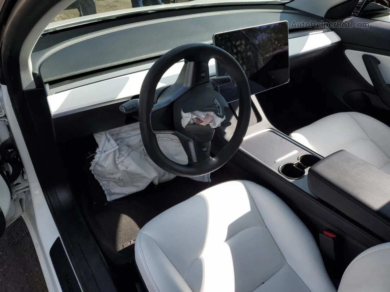 2021 Tesla Model 3  White vin: 5YJ3E1EB6MF879297