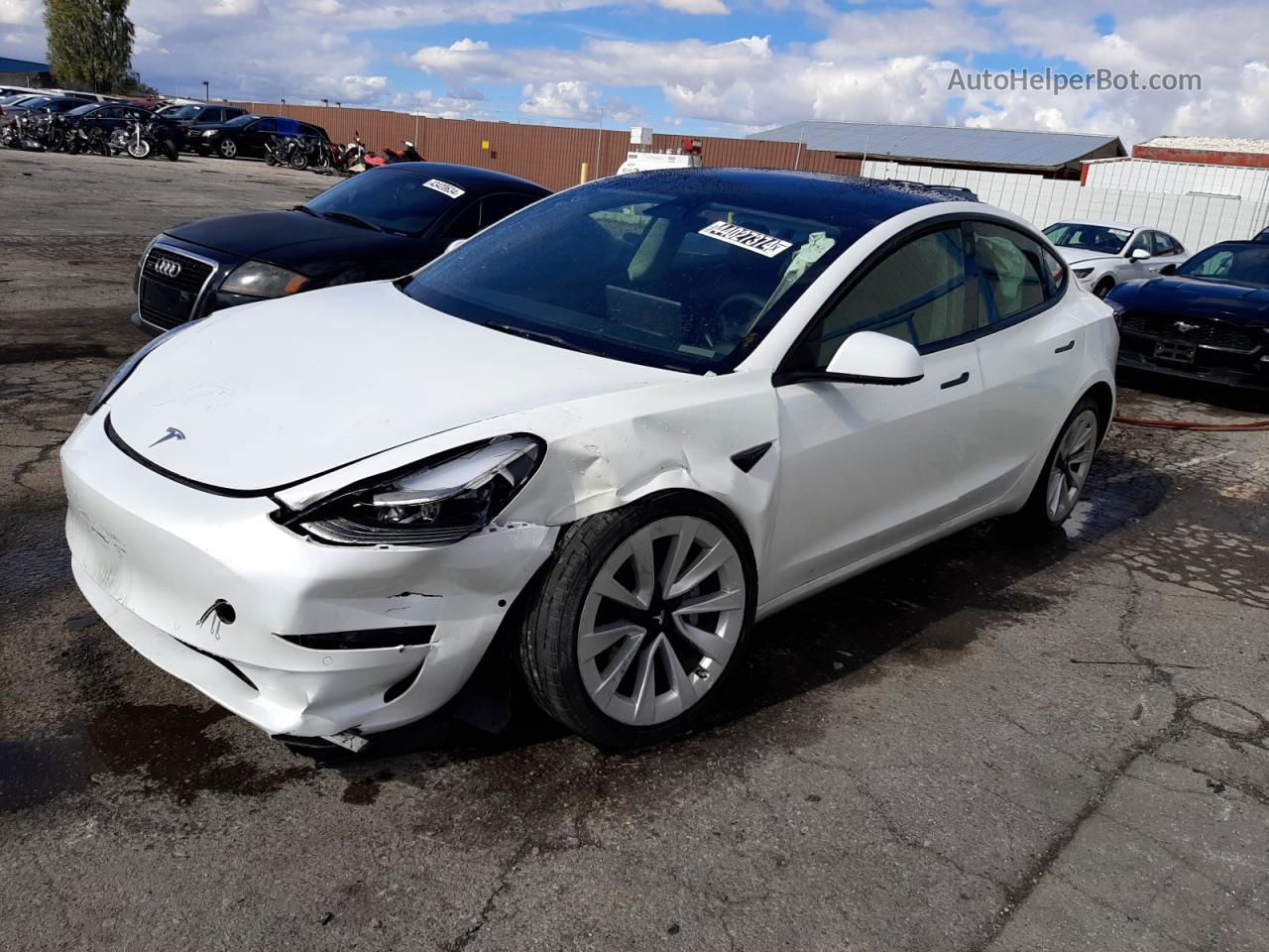 2022 Tesla Model 3  White vin: 5YJ3E1EB6NF143946