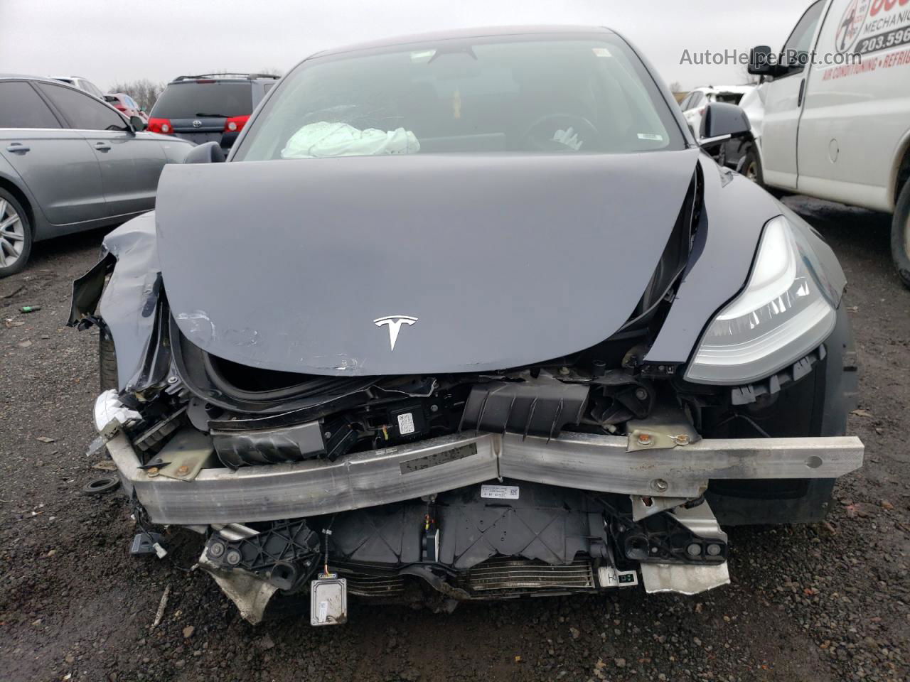 2018 Tesla Model 3  Серый vin: 5YJ3E1EB7JF087364