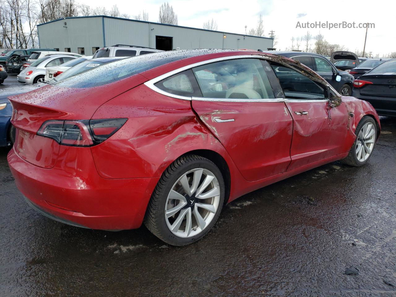 2018 Tesla Model 3  Red vin: 5YJ3E1EB7JF100839