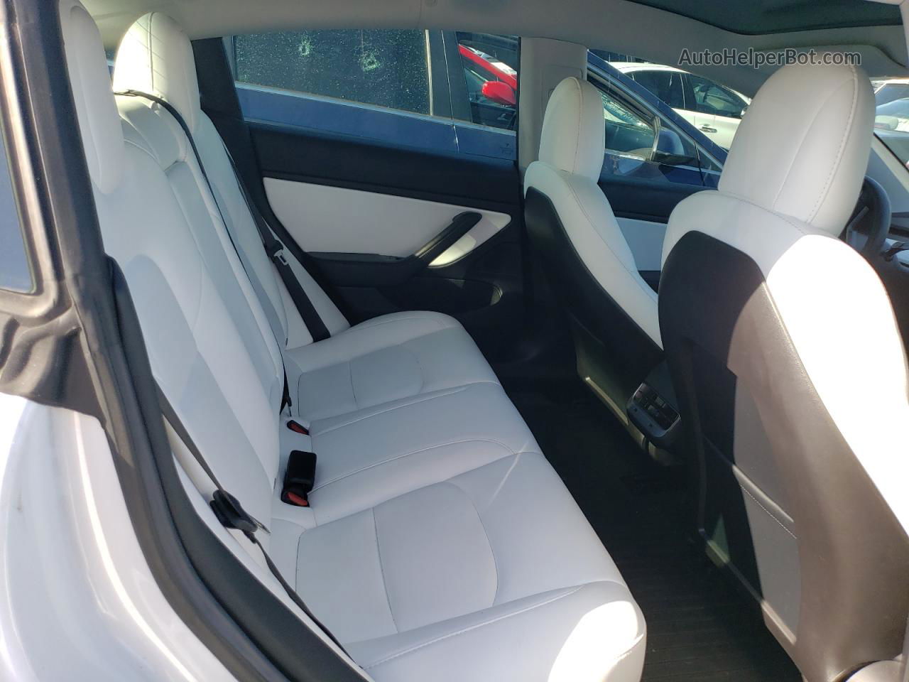 2019 Tesla Model 3  White vin: 5YJ3E1EB7KF514642