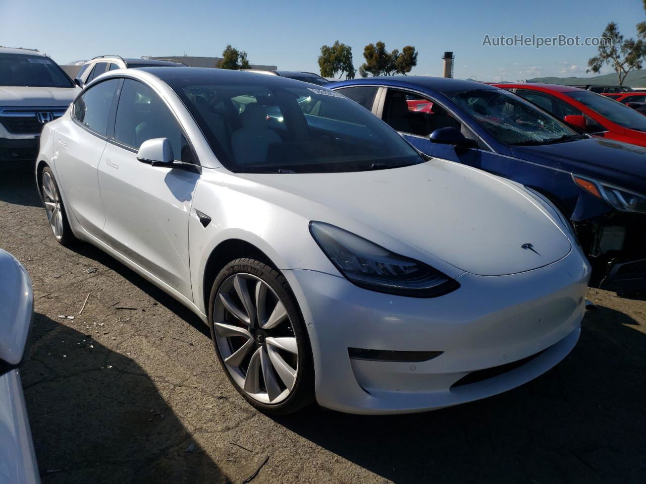 2019 Tesla Model 3  Белый vin: 5YJ3E1EB7KF514642