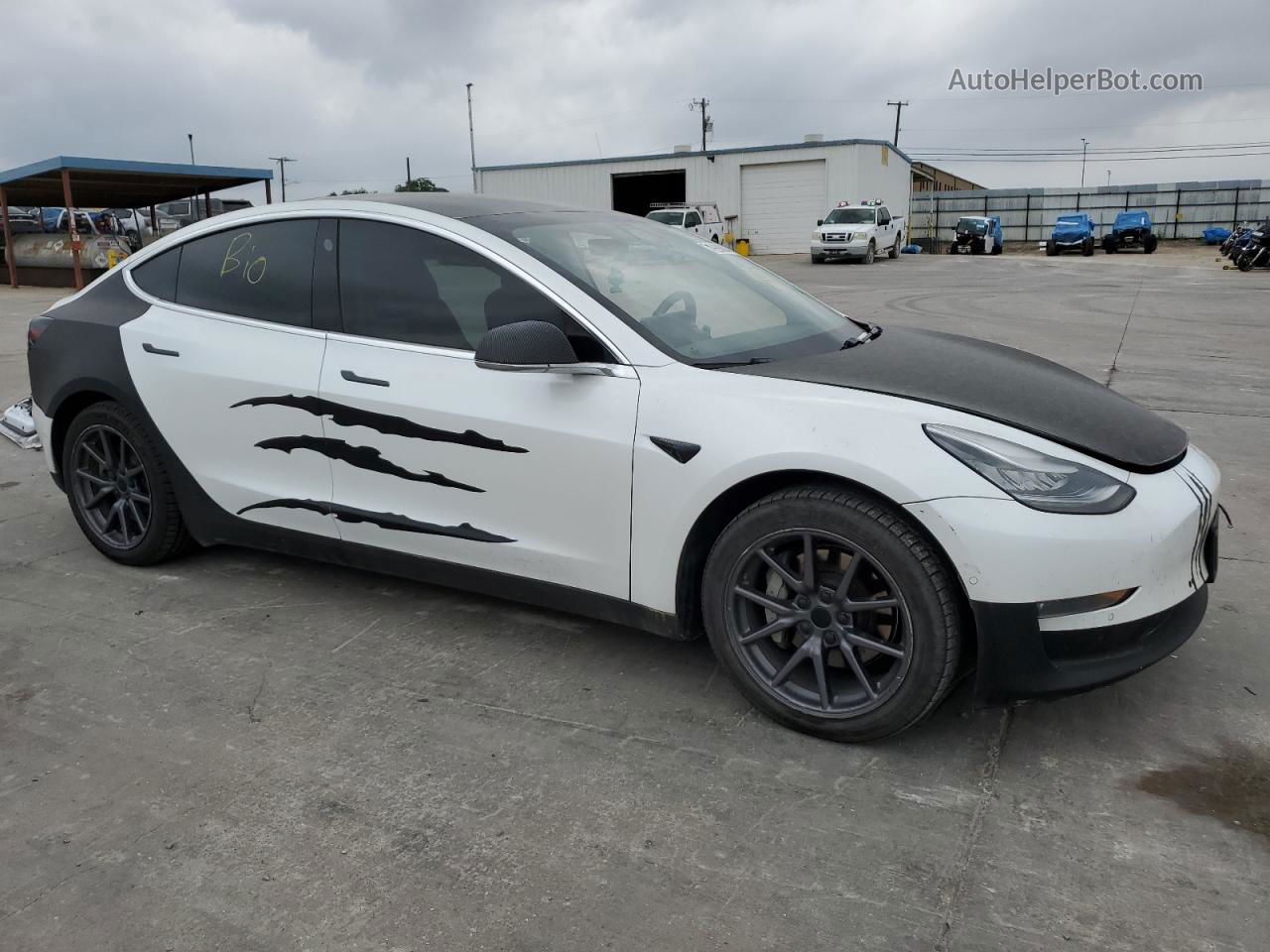 2020 Tesla Model 3  White vin: 5YJ3E1EB7LF619201