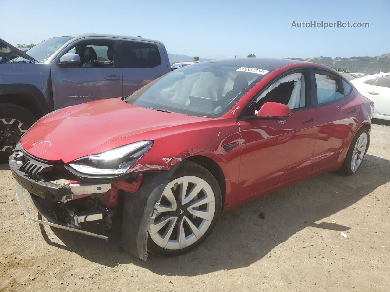 2022 Tesla Model 3  Red vin: 5YJ3E1EB7NF130123