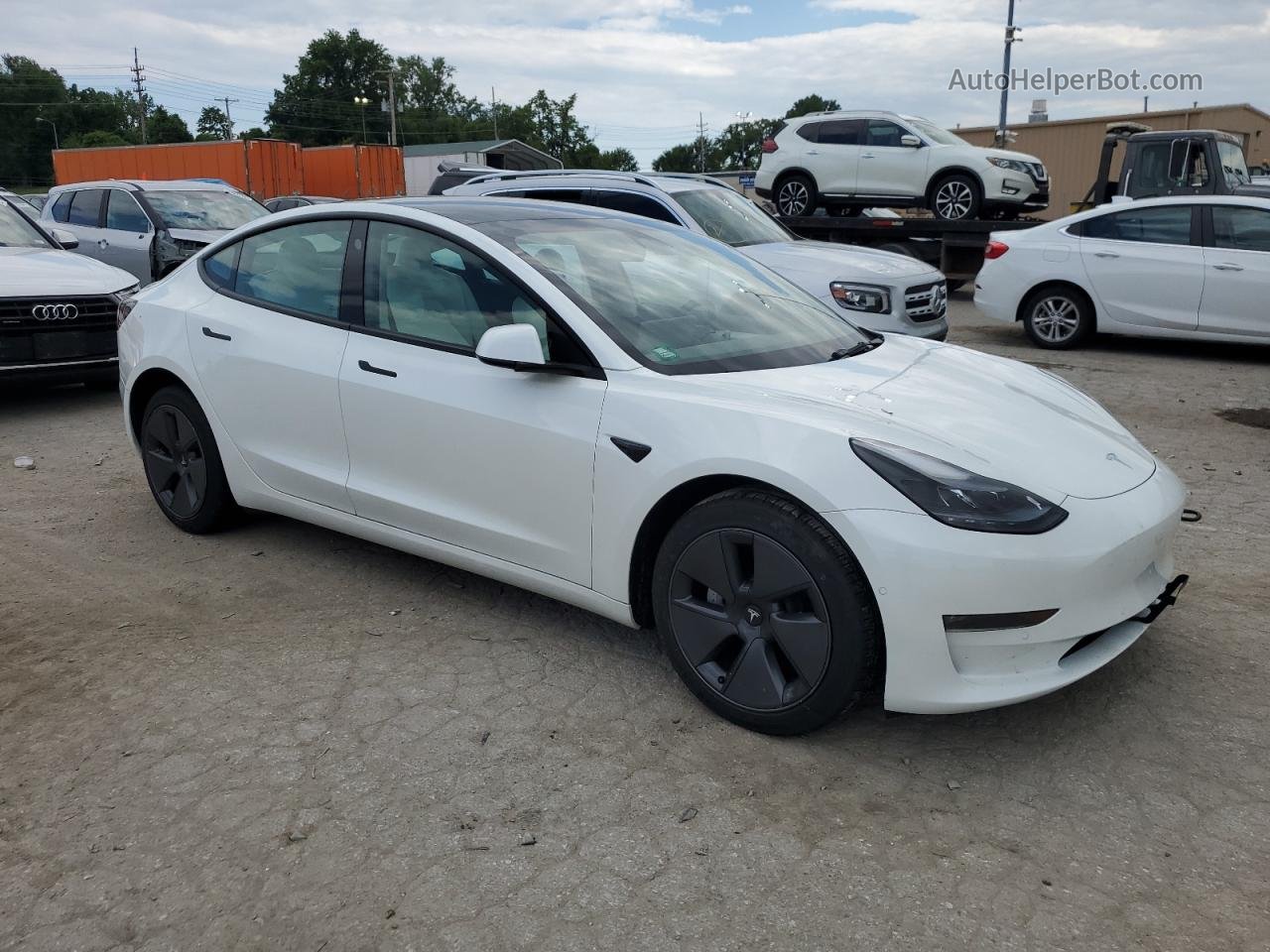 2022 Tesla Model 3  White vin: 5YJ3E1EB7NF351205