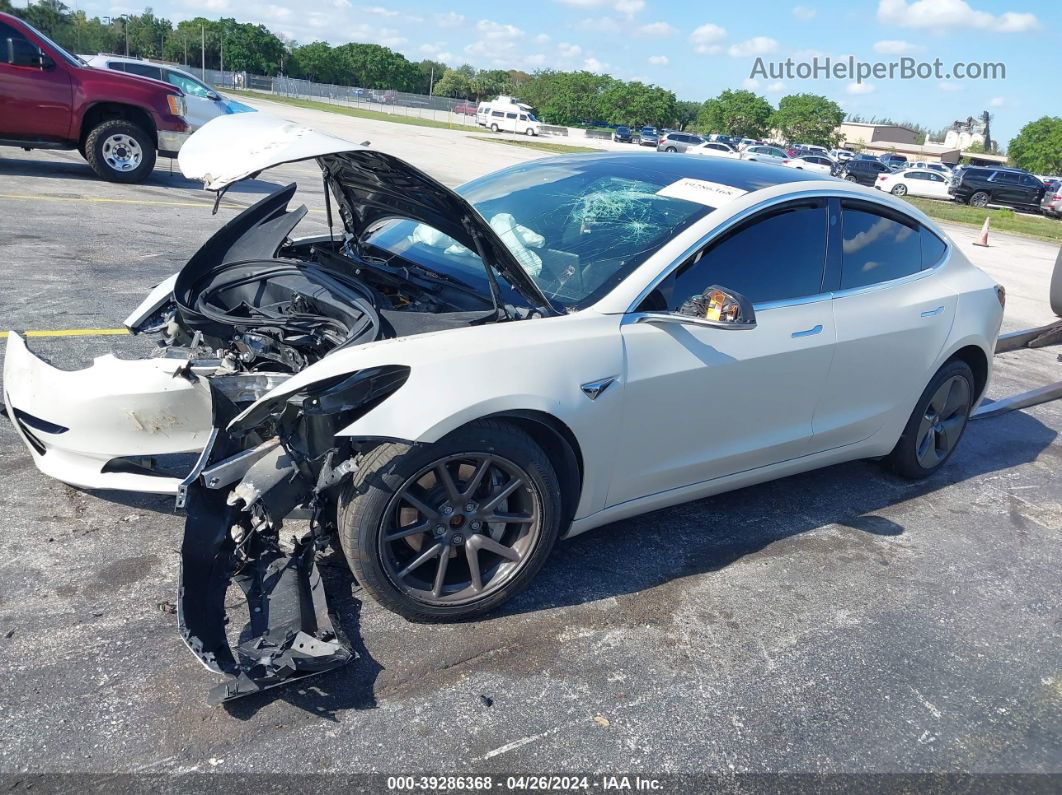 2018 Tesla Model 3 Long Range/performance White vin: 5YJ3E1EB8JF181947