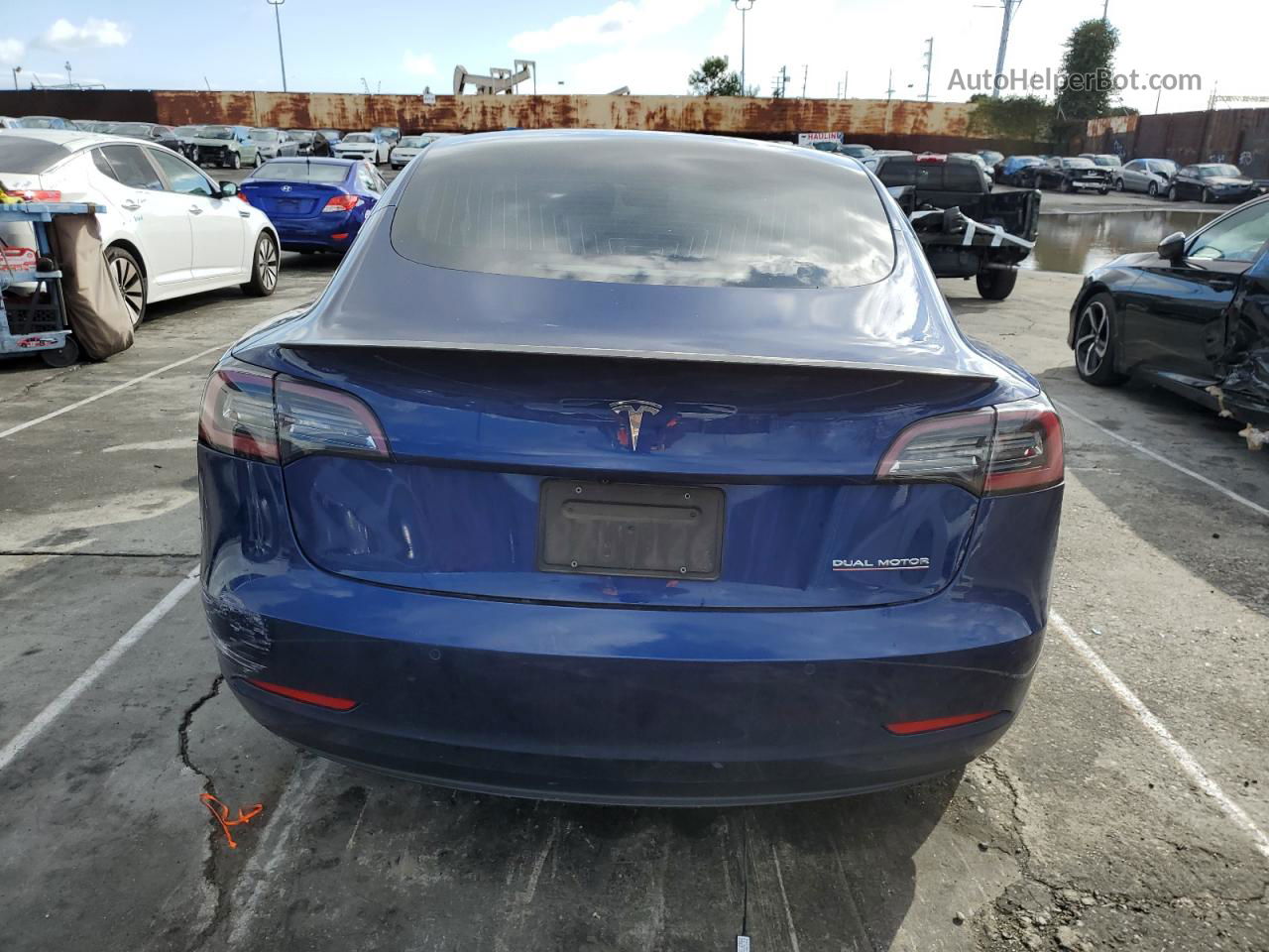 2019 Tesla Model 3  Blue vin: 5YJ3E1EB8KF438347