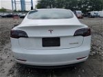 2019 Tesla Model 3  White vin: 5YJ3E1EB8KF511569