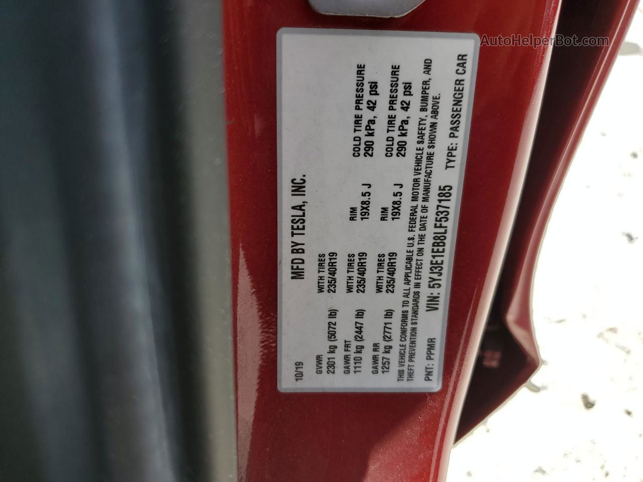 2020 Tesla Model 3  Red vin: 5YJ3E1EB8LF537185