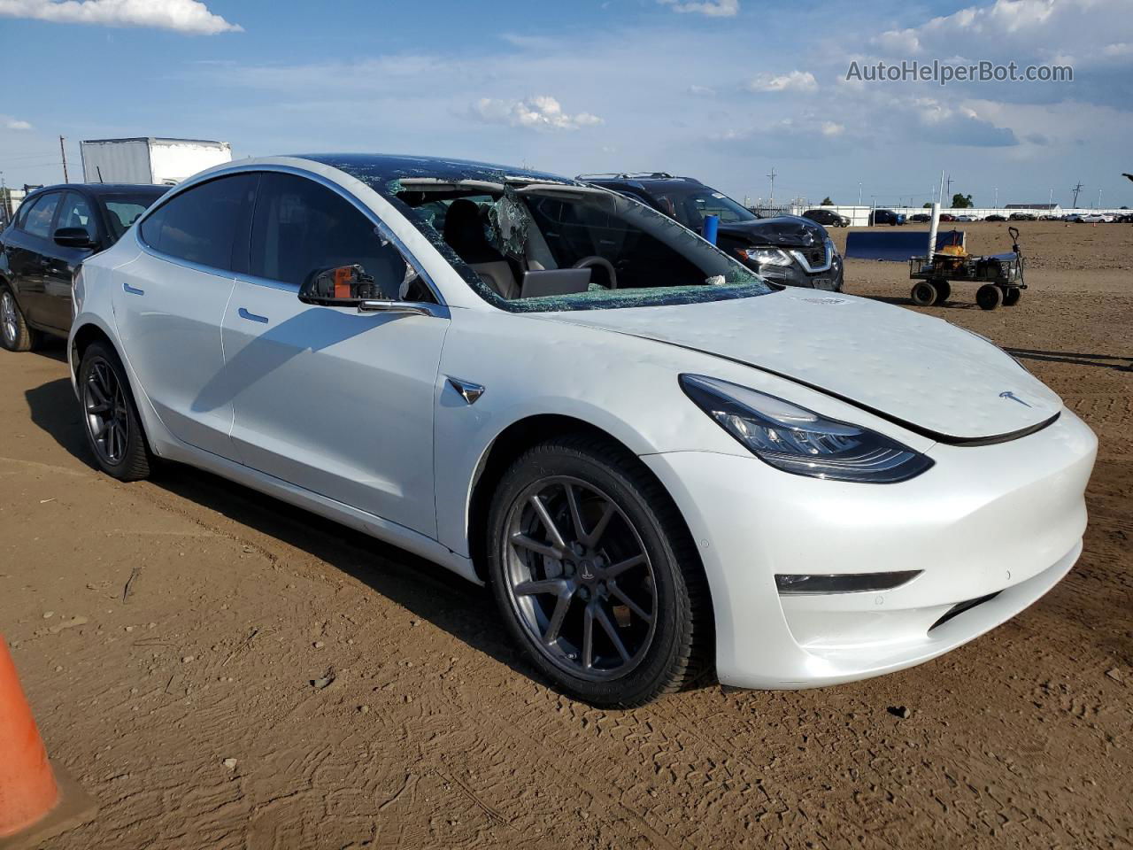 2020 Tesla Model 3  White vin: 5YJ3E1EB8LF665829