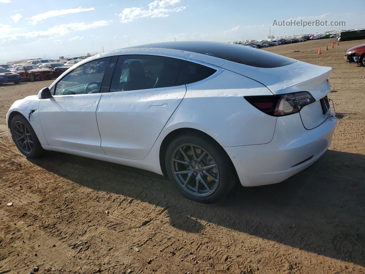 2020 Tesla Model 3  White vin: 5YJ3E1EB8LF665829