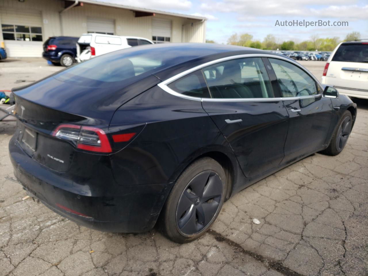 2020 Tesla Model 3  Черный vin: 5YJ3E1EB8LF734826