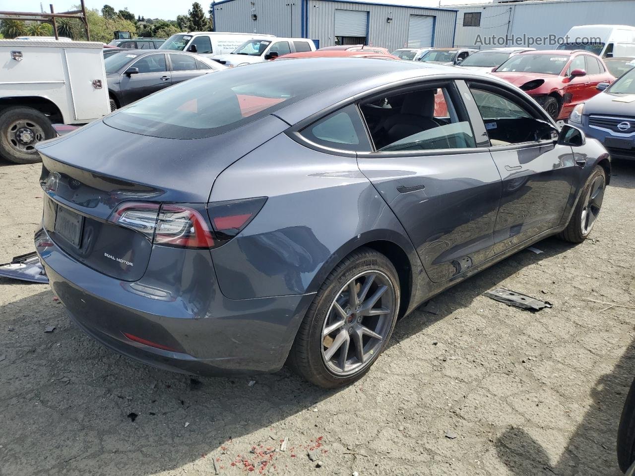2022 Tesla Model 3  Gray vin: 5YJ3E1EB8NF252439