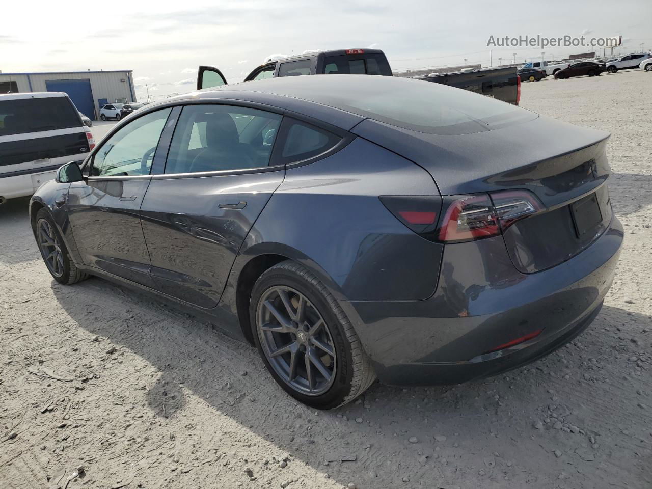 2022 Tesla Model 3  Gray vin: 5YJ3E1EB8NF275204