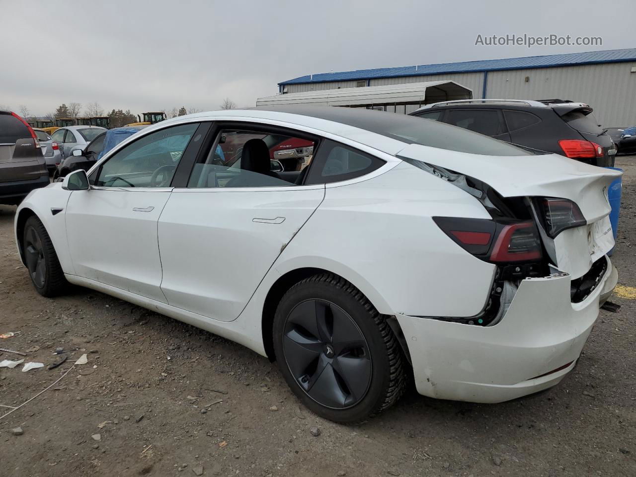 2018 Tesla Model 3  White vin: 5YJ3E1EB9JF066712