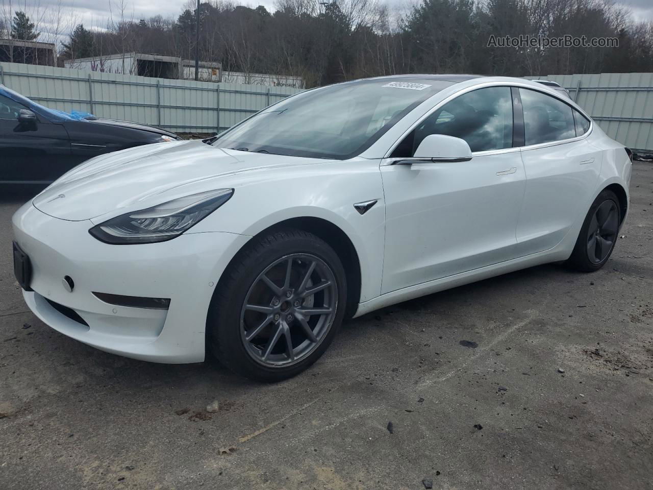 2018 Tesla Model 3  White vin: 5YJ3E1EB9JF131204