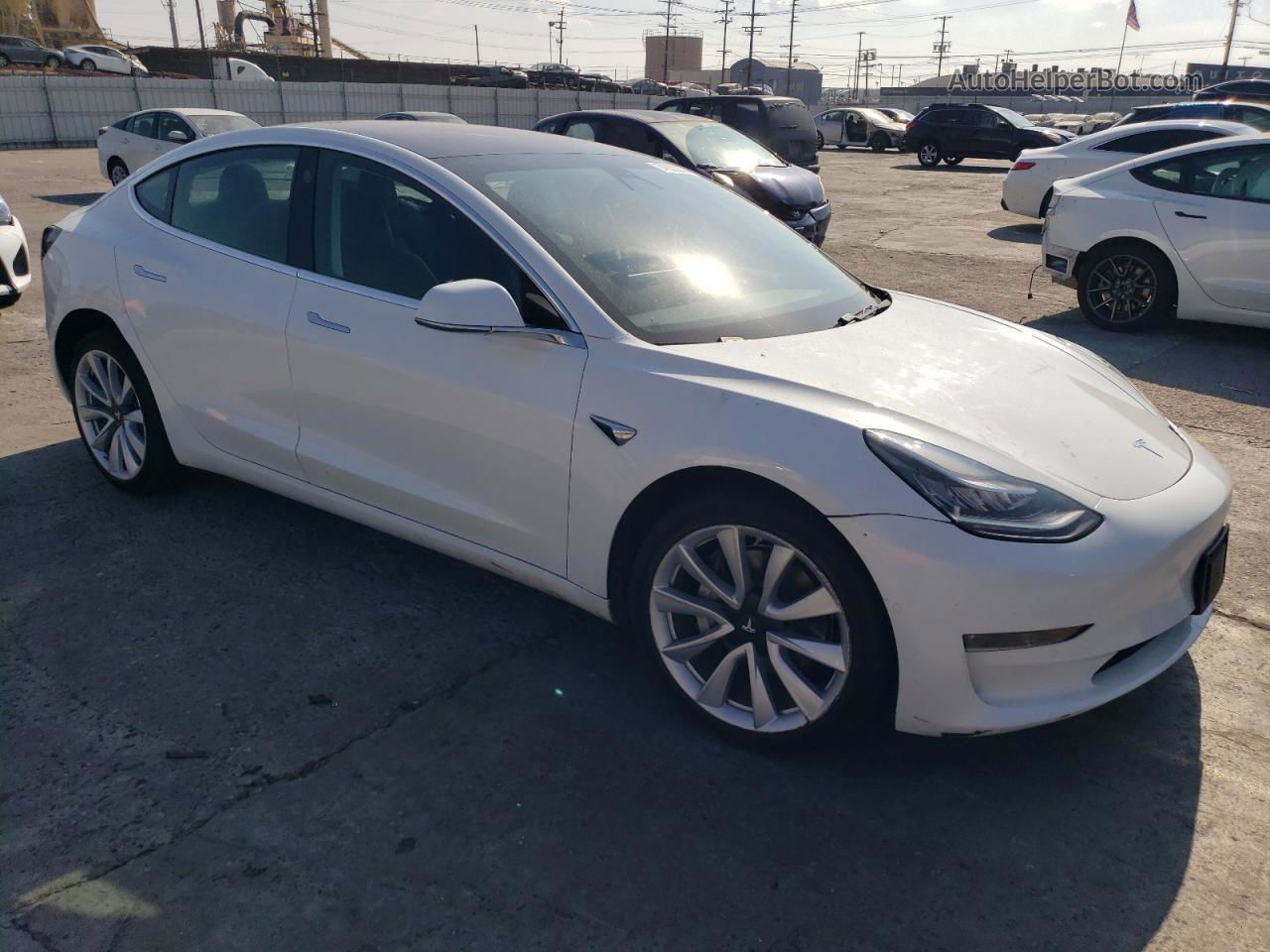 2018 Tesla Model 3  White vin: 5YJ3E1EB9JF134264