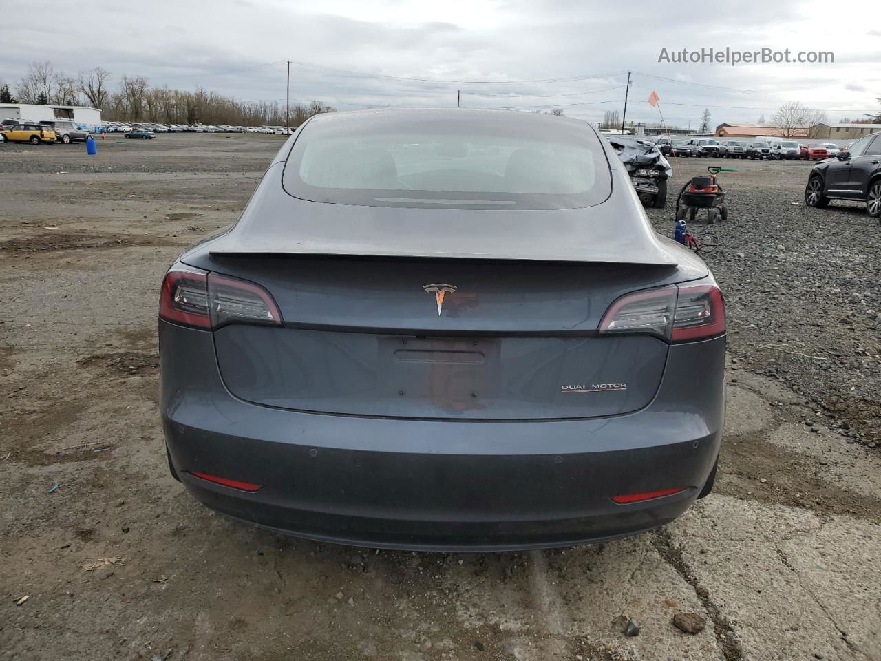 2018 Tesla Model 3  Серый vin: 5YJ3E1EB9JF170911