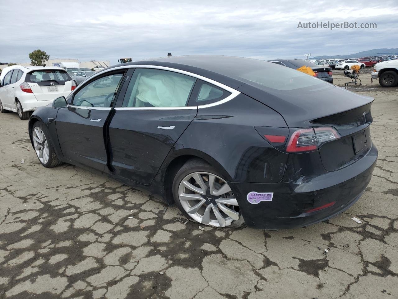2019 Tesla Model 3  Black vin: 5YJ3E1EB9KF433612