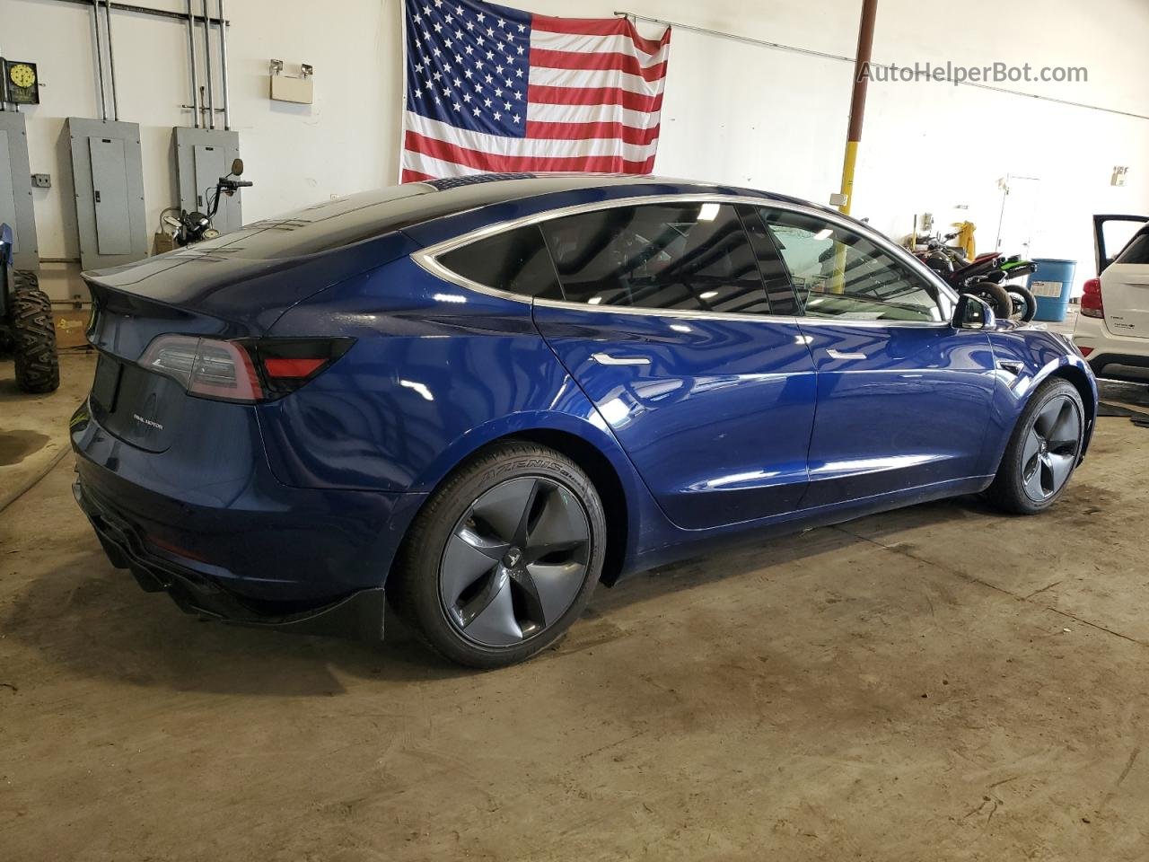 2020 Tesla Model 3  Blue vin: 5YJ3E1EB9LF664592
