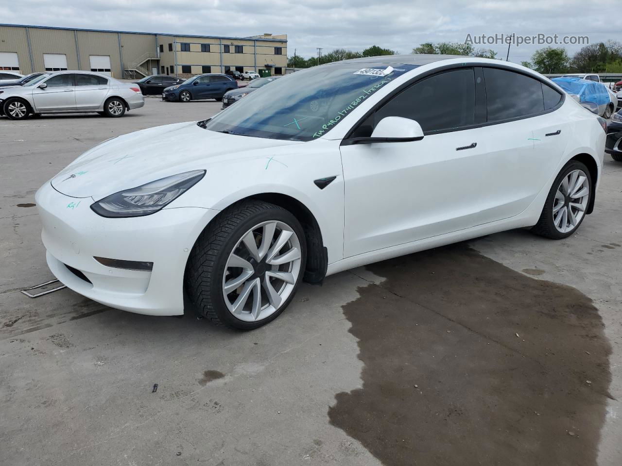 2020 Tesla Model 3  White vin: 5YJ3E1EB9LF741882