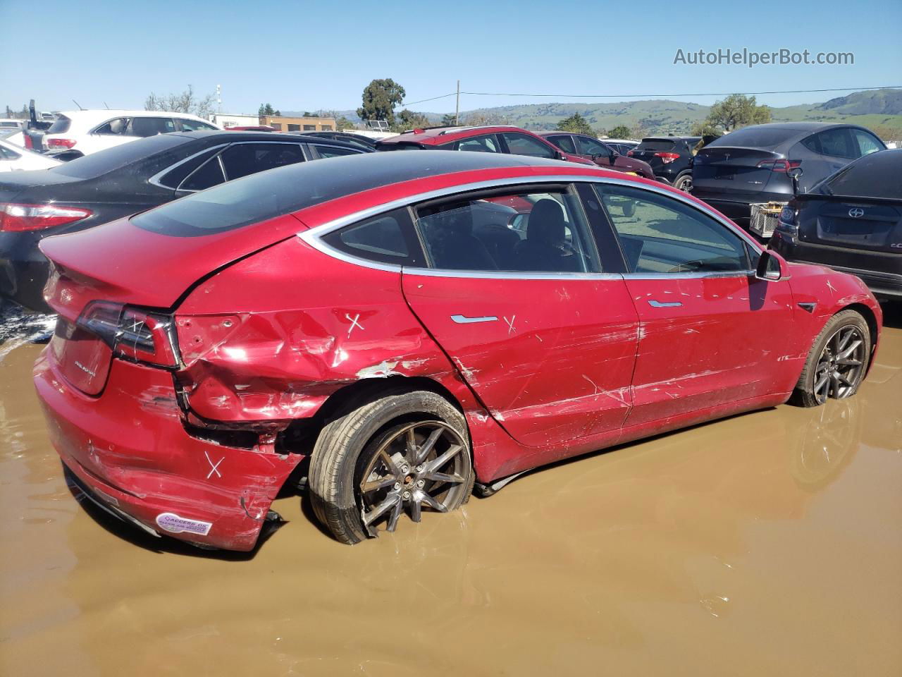 2018 Tesla Model 3  Red vin: 5YJ3E1EBXJF094275