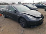 2018 Tesla Model 3  Черный vin: 5YJ3E1EBXJF095927