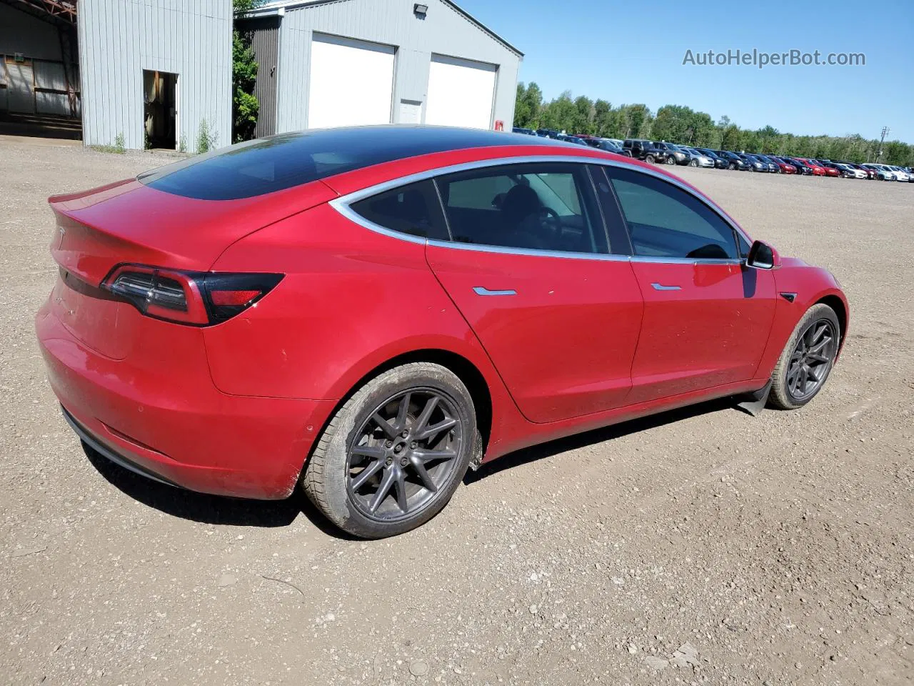 2018 Tesla Model 3  Red vin: 5YJ3E1EBXJF107042