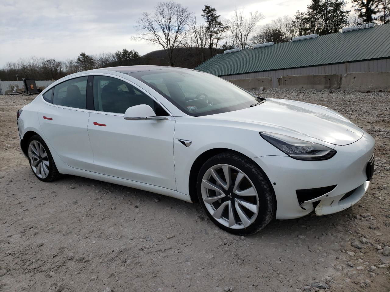 2018 Tesla Model 3  White vin: 5YJ3E1EBXJF146732