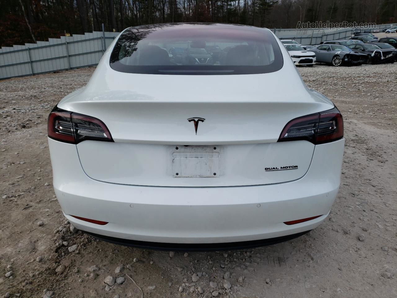 2018 Tesla Model 3  White vin: 5YJ3E1EBXJF146732