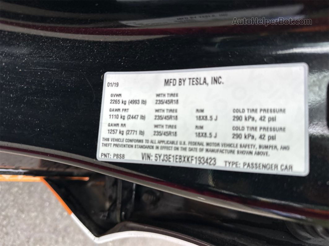 2019 Tesla Model 3   White vin: 5YJ3E1EBXKF193423