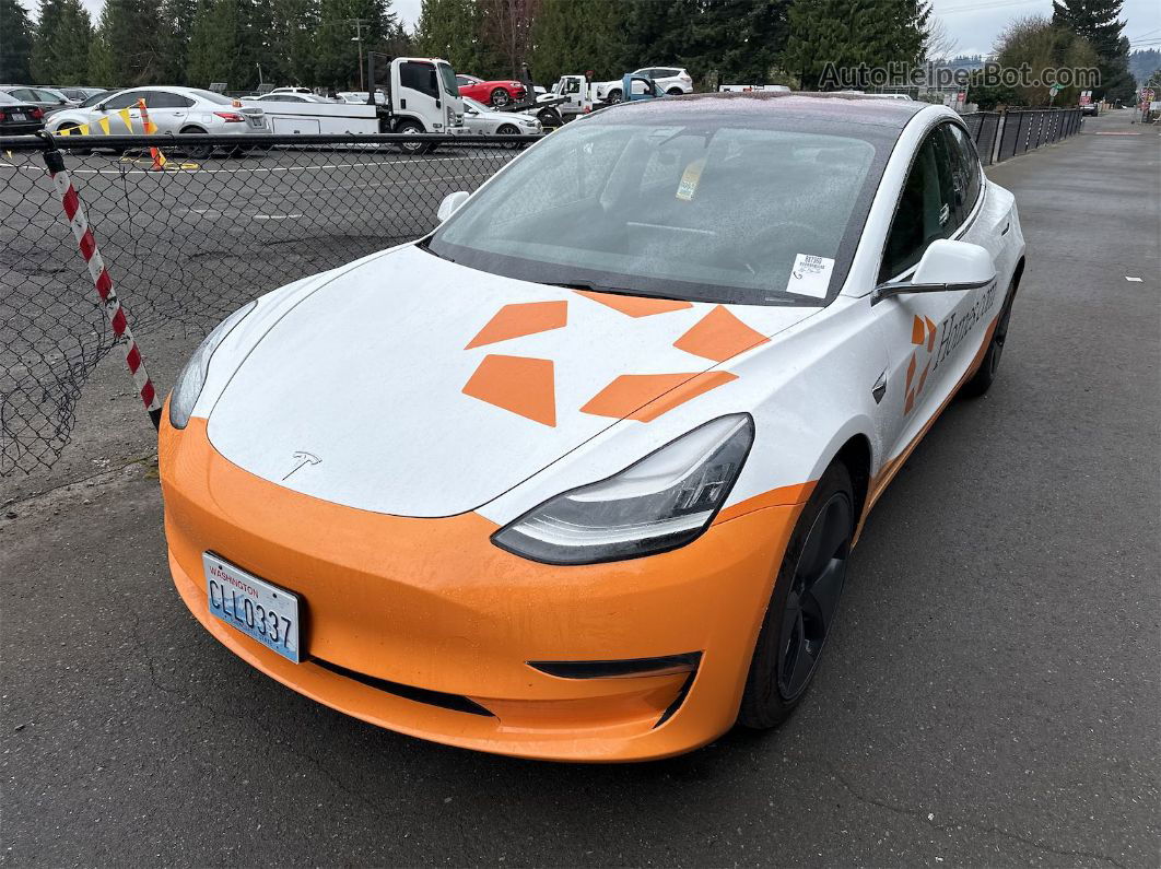 2019 Tesla Model 3   White vin: 5YJ3E1EBXKF193423