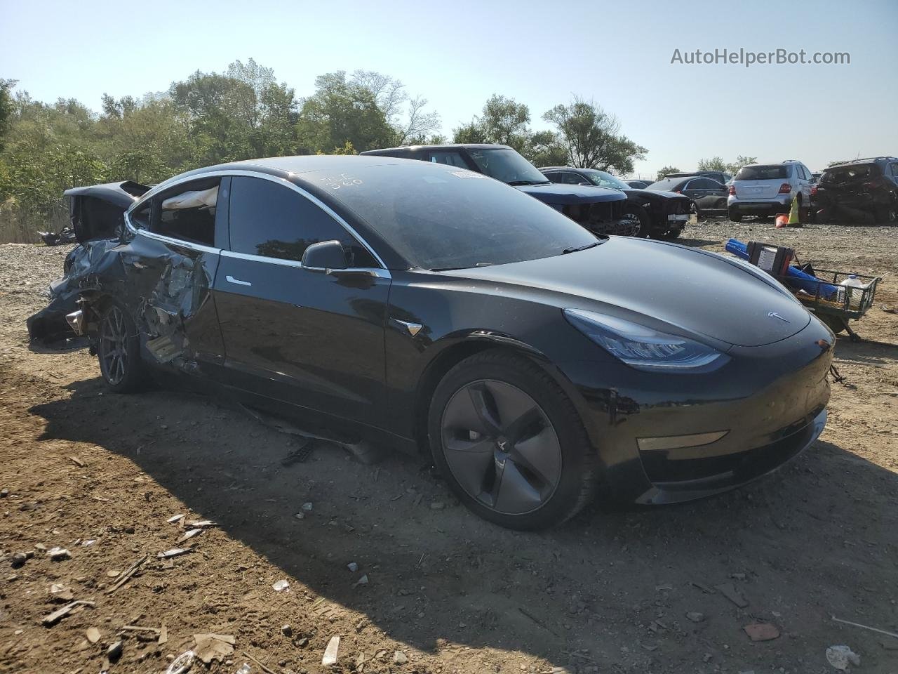 2019 Tesla Model 3  Black vin: 5YJ3E1EBXKF384498