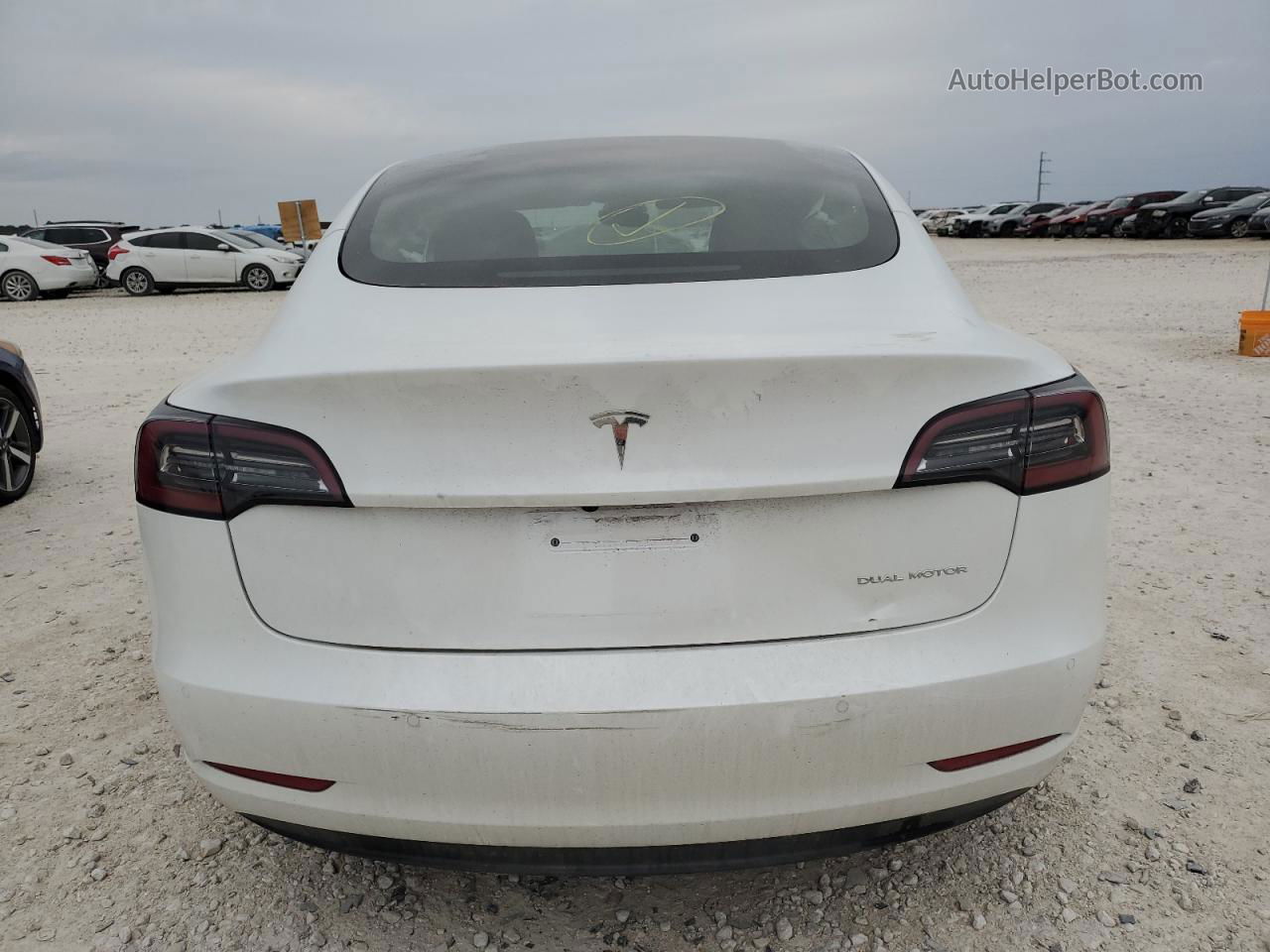 2021 Tesla Model 3  Белый vin: 5YJ3E1EBXMF001727